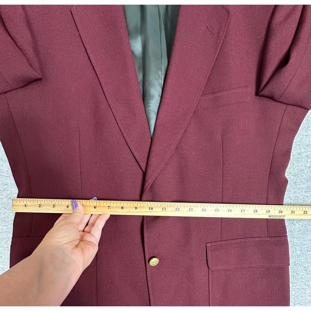 Vintage American Craftsmen Blazer 42R Red Burgandy Wool Blend Gold Buttons Crest